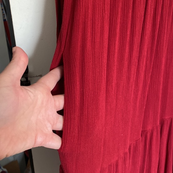 Knox Rose women’s red boho embroidered midi dress with pockets. - Picture 5 of 8